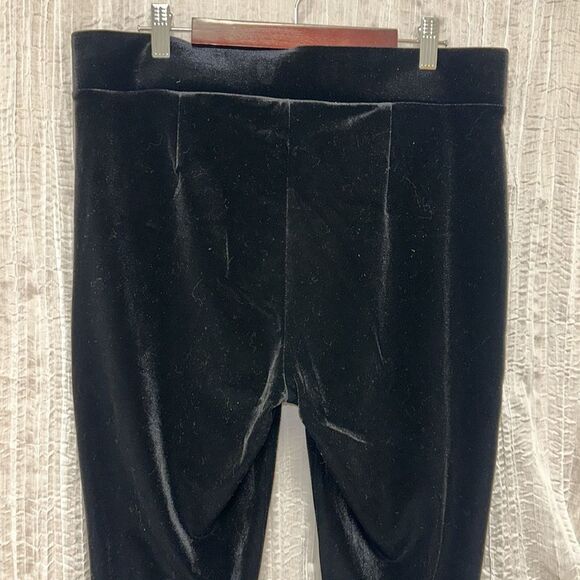 LOFT L Black Velvet Pull On Leggings - Picture 12 of 16